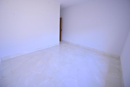 Casa para alugar com 150m², 2 quartos e 2 vagas Casa para alugar com 150m², 2 quartos e 2 vagasQuarto 2