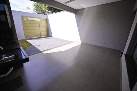 Casa para alugar com 150m², 2 quartos e 2 vagas Casa para alugar com 150m², 2 quartos e 2 vagasHall de Entrada