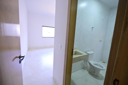 Casa para alugar com 150m², 2 quartos e 2 vagas Casa para alugar com 150m², 2 quartos e 2 vagasBanheiro
