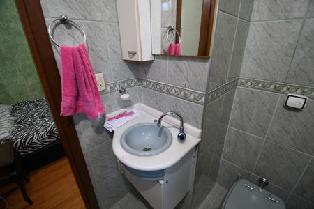 Casa à venda com 230m², 4 quartos e 5 vagasBanheiro Suíte 3