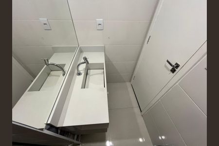 Apartamento à venda com 41m², 2 quartos e 1 vagaBanheiro