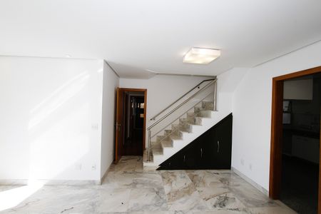 Apartamento à venda com 199m², 3 quartos e 4 vagasSala