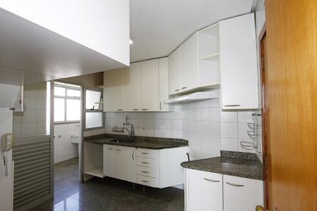 Apartamento à venda com 199m², 3 quartos e 4 vagasCozinha