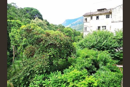 Apartamento à venda com 108m², 2 quartos e 1 vaga