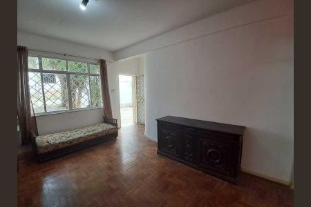 Apartamento à venda com 108m², 2 quartos e 1 vaga