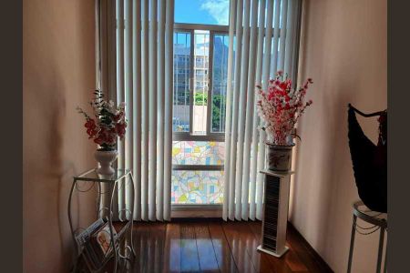 Apartamento à venda com 85m², 2 quartos e 1 vaga