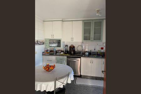 Apartamento à venda com 130m², 3 quartos e 5 vagas