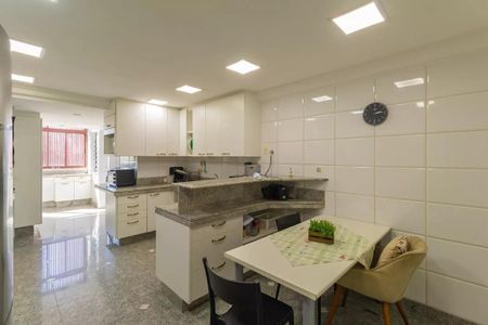 Apartamento à venda com 478m², 5 quartos e 3 vagas