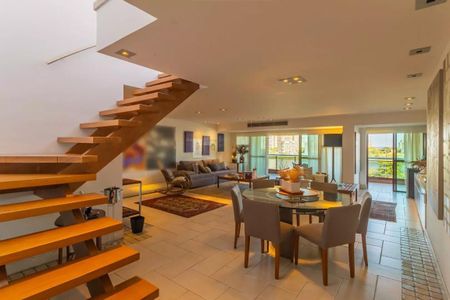 Apartamento à venda com 478m², 5 quartos e 3 vagas