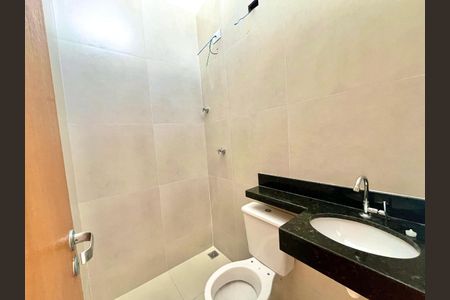 Casa à venda com 109m², 2 quartos e 1 vaga