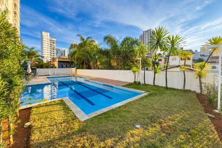 Apartamento para alugar com 65m², 2 quartos e 2 vagas Apartamento para alugar com 65m², 2 quartos e 2 vagasPiscina