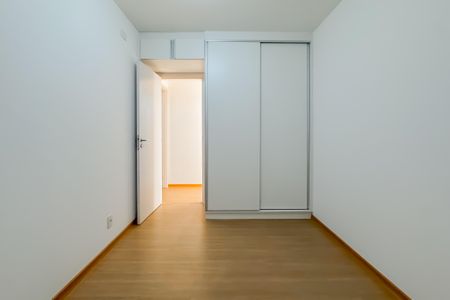 Apartamento para alugar com 65m², 2 quartos e 2 vagas Apartamento para alugar com 65m², 2 quartos e 2 vagasQuarto