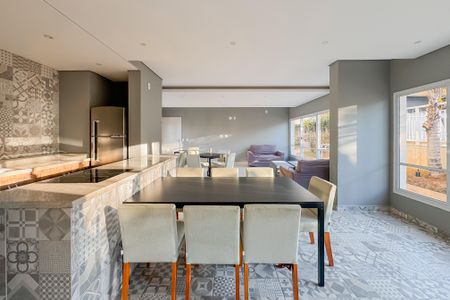 Apartamento para alugar com 65m², 2 quartos e 2 vagas Apartamento para alugar com 65m², 2 quartos e 2 vagasÁrea comum