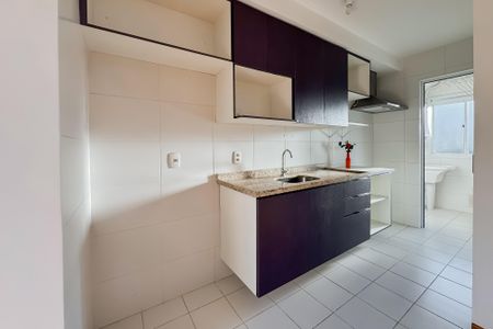 Apartamento para alugar com 65m², 2 quartos e 2 vagas Apartamento para alugar com 65m², 2 quartos e 2 vagasCozinha