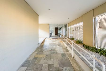 Apartamento para alugar com 65m², 2 quartos e 2 vagas Apartamento para alugar com 65m², 2 quartos e 2 vagasEntrada