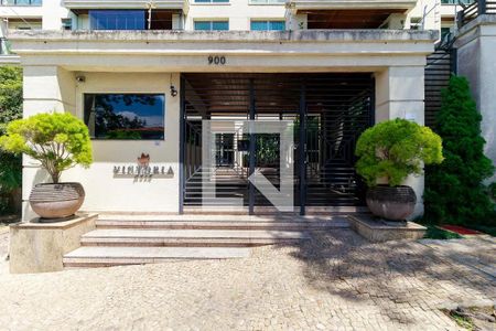 Apartamento à venda com 325m², 4 quartos e 5 vagas Apartamento à venda com 325m², 4 quartos e 5 vagasFachada