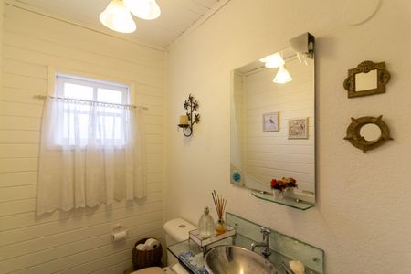 Apartamento à venda com 325m², 4 quartos e 5 vagas Apartamento à venda com 325m², 4 quartos e 5 vagasBanheiro de Serviço