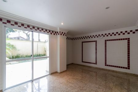 Apartamento à venda com 325m², 4 quartos e 5 vagas Apartamento à venda com 325m², 4 quartos e 5 vagasÁrea comum