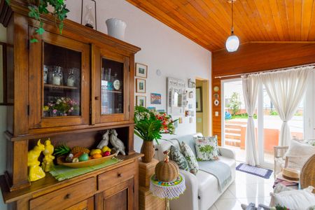 Apartamento à venda com 325m², 4 quartos e 5 vagas Apartamento à venda com 325m², 4 quartos e 5 vagasSala de Estar