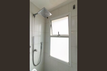 Apartamento à venda com 325m², 4 quartos e 5 vagas Apartamento à venda com 325m², 4 quartos e 5 vagasBanheiro da Suíte 2