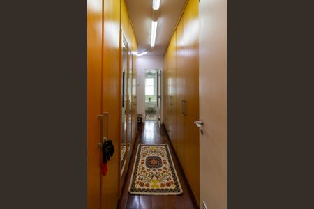 Apartamento à venda com 325m², 4 quartos e 5 vagas Apartamento à venda com 325m², 4 quartos e 5 vagasSuíte 1