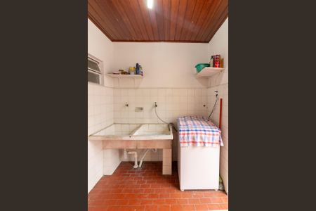 Casa à venda com 232m², 3 quartos e 3 vagas Casa à venda com 232m², 3 quartos e 3 vagasÁrea de Serviço