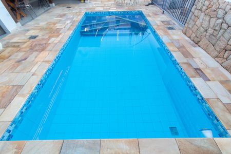 Casa à venda com 284m², 3 quartos e 4 vagas Casa à venda com 284m², 3 quartos e 4 vagasÁrea comum