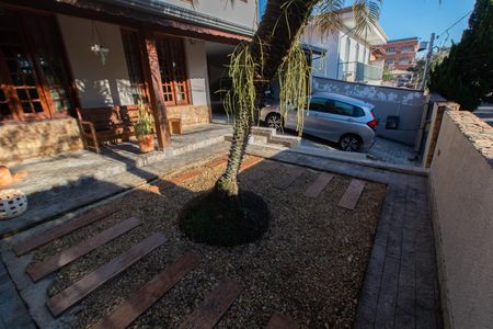 Casa à venda com 284m², 3 quartos e 4 vagas Casa à venda com 284m², 3 quartos e 4 vagasÁrea comum