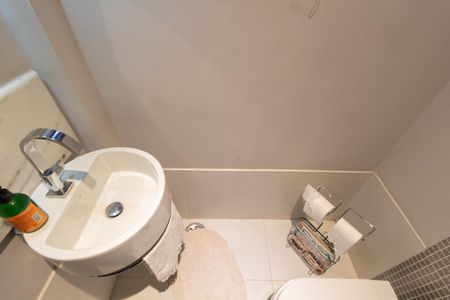 Casa à venda com 284m², 3 quartos e 4 vagas Casa à venda com 284m², 3 quartos e 4 vagasLavabo da Cobertura