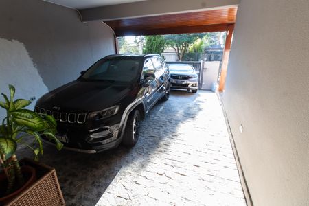 Casa à venda com 284m², 3 quartos e 4 vagas Casa à venda com 284m², 3 quartos e 4 vagasÁrea comum