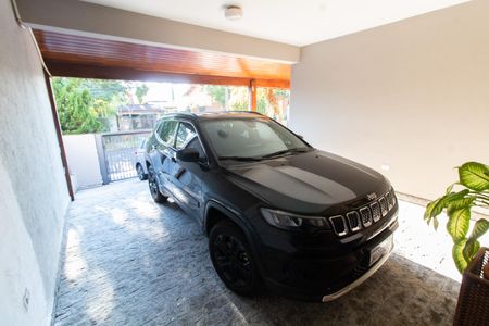 Casa à venda com 284m², 3 quartos e 4 vagas Casa à venda com 284m², 3 quartos e 4 vagasÁrea comum