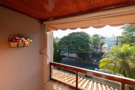 Casa à venda com 284m², 3 quartos e 4 vagas Casa à venda com 284m², 3 quartos e 4 vagasCobertura