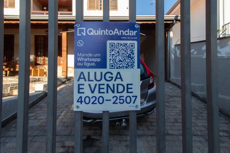 Casa à venda com 284m², 3 quartos e 4 vagas Casa à venda com 284m², 3 quartos e 4 vagasPlaca