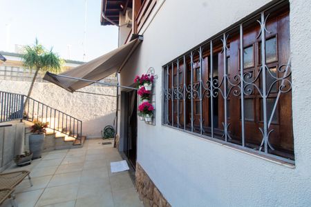 Casa à venda com 284m², 3 quartos e 4 vagas Casa à venda com 284m², 3 quartos e 4 vagasÁrea comum