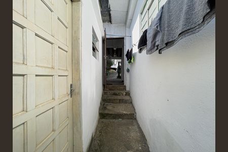 Casa à venda com 200m², 4 quartos e 2 vagas Casa à venda com 200m², 4 quartos e 2 vagasCasa 1 - Corredor