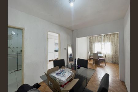 Casa à venda com 200m², 4 quartos e 2 vagas Casa à venda com 200m², 4 quartos e 2 vagasCasa 1 - Sala