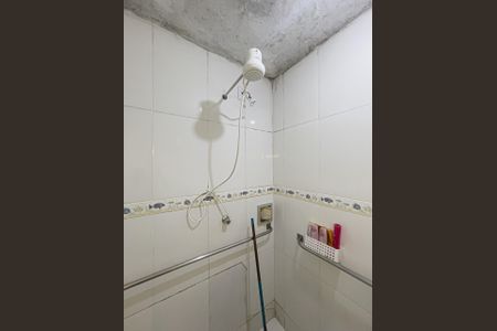 Casa à venda com 200m², 4 quartos e 2 vagas Casa à venda com 200m², 4 quartos e 2 vagasCasa 1 - Banheiro