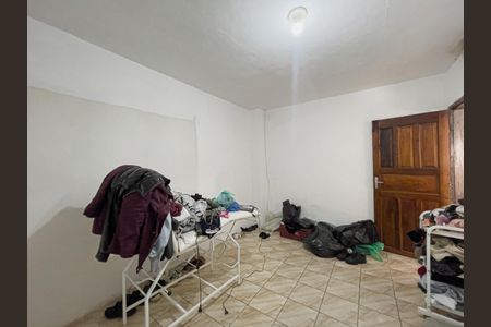Casa à venda com 200m², 4 quartos e 2 vagas Casa à venda com 200m², 4 quartos e 2 vagasCasa 1 - Quarto 1
