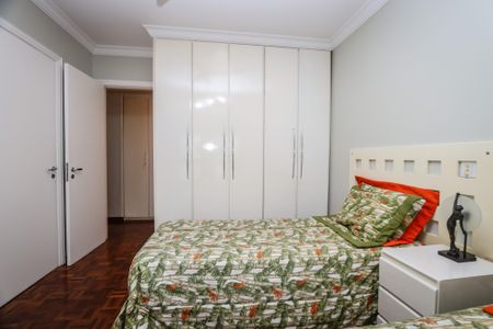 Apartamento à venda com 480m², 4 quartos e 4 vagas Apartamento à venda com 480m², 4 quartos e 4 vagasSuite 2