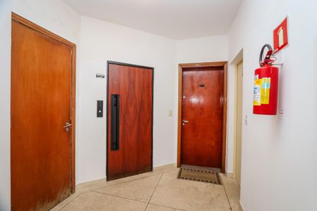 Apartamento à venda com 480m², 4 quartos e 4 vagas Apartamento à venda com 480m², 4 quartos e 4 vagasHall Social