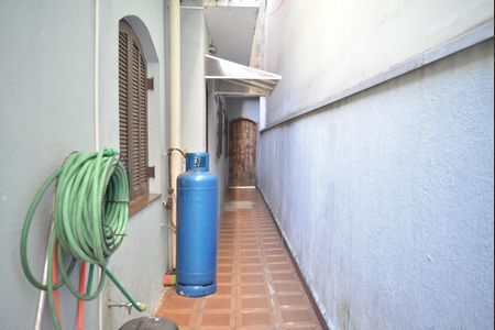 Casa para alugar com 243m², 6 quartos e 4 vagasQuintal