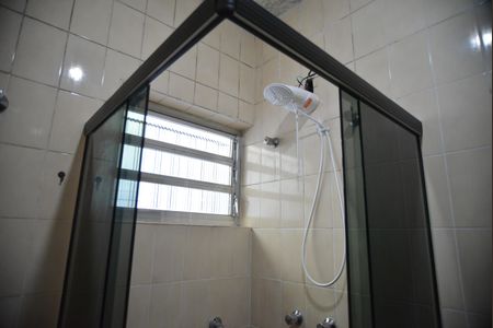 Casa para alugar com 243m², 6 quartos e 4 vagasBanheiro Social