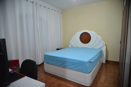 Casa para alugar com 243m², 6 quartos e 4 vagasQuarto 4