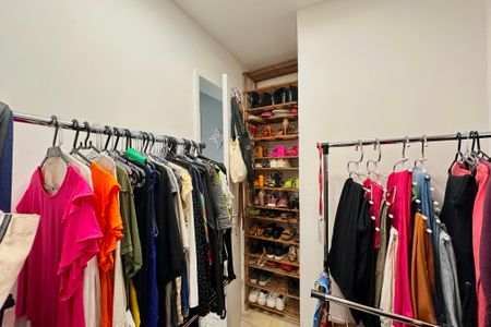 Apartamento à venda com 107m², 3 quartos e 1 vaga Apartamento à venda com 107m², 3 quartos e 1 vagaCloset da suíte 2