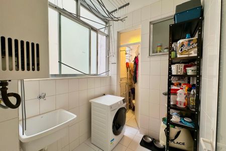 Apartamento à venda com 107m², 3 quartos e 1 vaga Apartamento à venda com 107m², 3 quartos e 1 vagaÁrea de Serviço