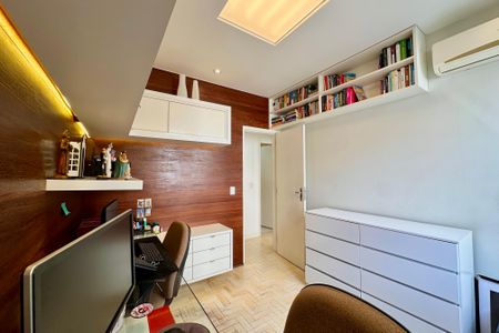Apartamento à venda com 107m², 3 quartos e 1 vaga Apartamento à venda com 107m², 3 quartos e 1 vagaQuarto 3