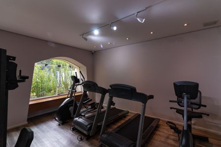 Apartamento à venda com 95m², 3 quartos e 2 vagas Apartamento à venda com 95m², 3 quartos e 2 vagasÁrea comum - Academia