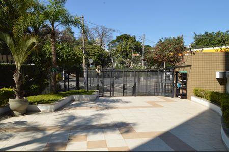 Apartamento à venda com 106m², 3 quartos e 3 vagasFachada e portaria