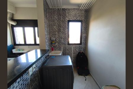 Apartamento para alugar com 106m², 3 quartos e 3 vagas Apartamento para alugar com 106m², 3 quartos e 3 vagasÁrea de Serviço