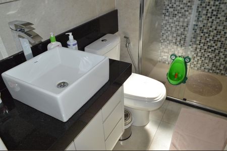 Apartamento à venda com 106m², 3 quartos e 3 vagasBanheiro